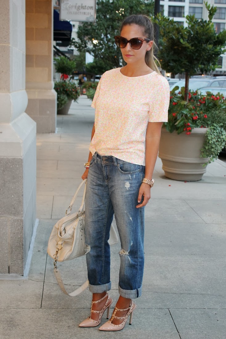 Denim and top sparkle outfit